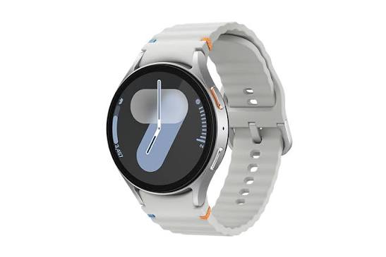 Relógio inteligente Galaxy Watch 7 prata com fundo branco deitado de lado